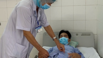 Khám bệnh định kỳ vô tình phát hiện ung thư thận