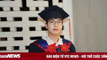 Thủ khoa Đại học Ngoại ngữ từng gặp gỡ, trò chuyện với Tổng thống Hàn Quốc