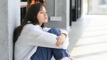 Trường đại học yêu cầu sinh viên "con nhà giàu" học cách hòa đồng