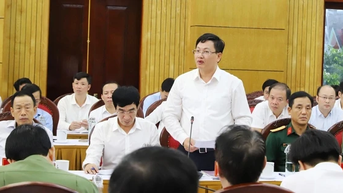 Thủ tướng yêu cầu làm rõ thông tin 'làm đường cao tốc gây hư hỏng đường dân sinh'