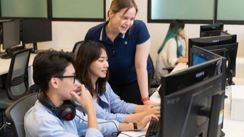 ស្ត្រីនៅក្នុងបច្ចេកវិទ្យា៖ ការលុបបំបាត់ភាពលំអៀងយេនឌ័រដោយប្រើថាមពលនៃការអប់រំ