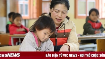 Nhói lòng thưởng Tết giáo viên vùng cao 'không đủ mua cho con chiếc áo mới'