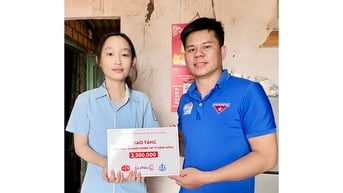 Ia Grai “tiếp sức” học sinh nghèo hiếu học | Báo Gia Lai điện tử