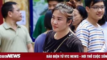 Nhiều phụ huynh mạnh tay chi tiền triệu giữ chỗ cho con vào lớp 10 tư thục