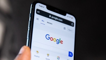 Google làm gì để duy trì sự thống trị trong lĩnh vực tìm kiếm?