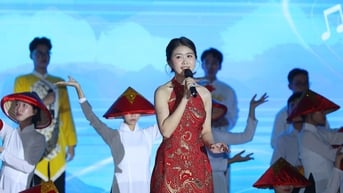 Sinh viên Trường ĐH Tôn Đức Thắng tỏa sáng trong hội diễn văn nghệ truyền thống