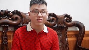 Nam sinh 'học bài bằng đôi mắt của bà' trúng tuyển loạt đại học top đầu