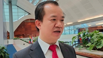 지속 가능한 개발 문화를 장려하기 위해서는 더 많은 인센티브가 필요합니다.