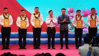 Tuyên dương gương mặt trẻ tiêu biểu trong lực lượng hải quân