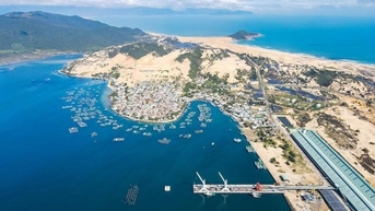 Khanh Hoa អនុម័តផែនការសម្រាប់តំបន់ទេសចរណ៍ចំនួនពីរក្នុងតំបន់សេដ្ឋកិច្ច Van Phong