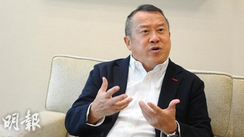 "TVB 사장" 에릭 창 입원 소식, 그의 건강이 우려스럽다