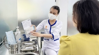 Vắc-xin sốt xuất huyết đang “hot”