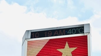 Bất ngờ nắng nóng quay trở lại Nam bộ, ngoài trời lên đến 40 độ C