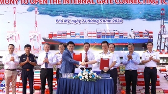 ភ្ជាប់កំពង់ផែទំនើបចំនួន 2 ជាផ្លូវការនៅ Cai Mep