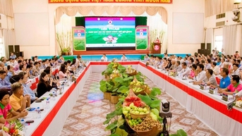 Hội quán đất Sen hồng đặt nền móng bền vững cho tam nông