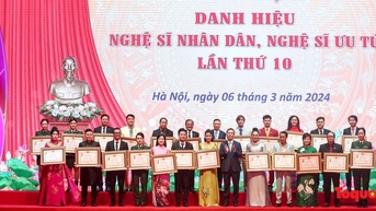 Toàn cảnh Lễ trao tặng danh hiệu Nghệ sĩ Nhân dân, Nghệ sĩ Ưu tú lần thứ 10