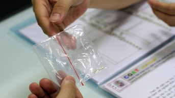 Mẹ đột nhiên làm xét nghiệm ADN mới phát hiện ra bí mật vài chục năm mà ông nội giấu kín
