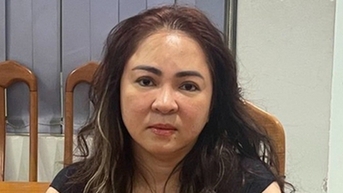 법원은 응우옌 프엉 항의 사건 파일을 반환했습니다.