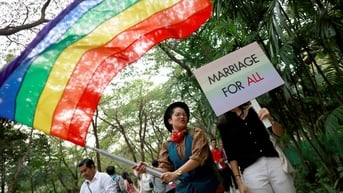 Người chuyển giới trẻ ở Mỹ kể về những trở ngại đang gặp phải