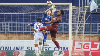 Hòa SLNA 0-0, Bình Định FC phàn nàn trọng tài