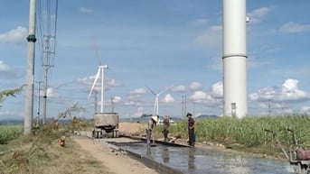 Người lao động khó khăn vì nhà đầu tư điện gió trây ỳ trả nợ
