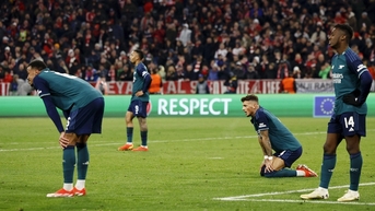 Gục ngã đau đớn trên sân Bayern Munich, Arsenal lại tan giấc mơ Champions League