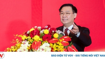 인민평의회는 법률과 결의안 초안 작성에 더욱 긴밀하고 책임감 있게 참여해야 합니다.