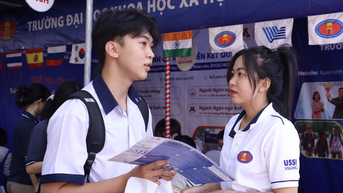 Điểm chuẩn 2024 của Trường ĐH Khoa học Xã hội và Nhân văn TP HCM cao ngất ngưởng