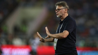 AFC ngỡ ngàng vì HLV Troussier rời ghế nóng, truyền thông Hàn Quốc ‘đề cử’ ông Park Hang-seo