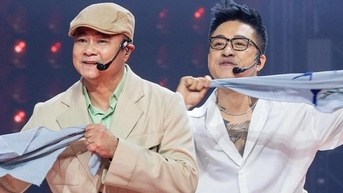 Sau show "Anh trai", Tuấn Hưng mời NSND Tự Long hát ở nhà mình