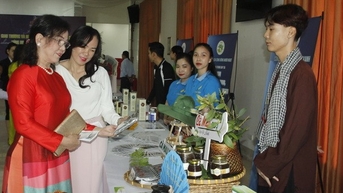Cà Mau kết nối giao thương và talkshow chia sẻ kinh nghiệm làm du lịch hiệu quả