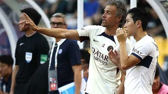 HLV Enrique có thể rời PSG sau một tháng làm việc