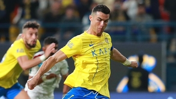 Giải Saudi Pro League tăng suất ngoại binh, Cristiano Ronaldo có hành động khó hiểu