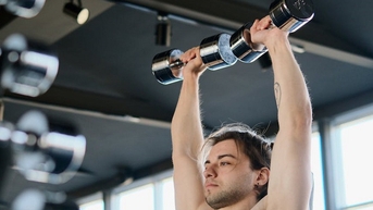 Lợi ích bất ngờ của tập thể dục với người uống rượu bia