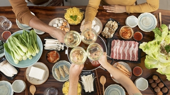 Thói quen ăn uống ngày Tết hại sức khỏe
