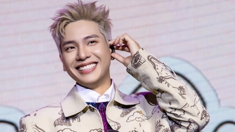 កងទ័ព AP ត្រូវបានលើកទឹកចិត្តដោយ "បងប្អូន" 11 នាក់ ហើយបានផ្លាស់ប្តូរដោយអ្នកទស្សនា 800