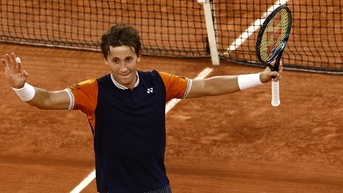 Á quân Ruud đối đầu với Djokovic trong trận chung kết Pháp mở rộng 2023
