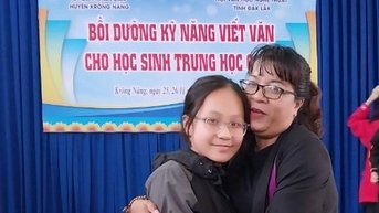Người truyền cảm hứng, yêu thương nơi đại ngàn