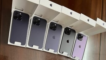 Doanh nghiệp bán lẻ “kêu trời” vì khan iPhone, Apple vừa đá bóng, vừa thổi còi?