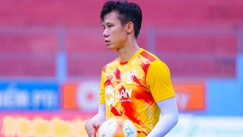 Thương vụ 11 tỷ đồng của đội bóng suýt rớt hạng tại V-League 2023 đổ bể?