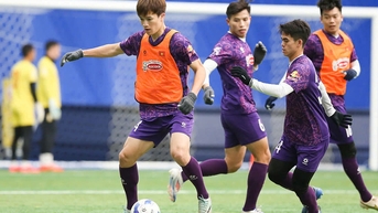 Đội tuyển Việt Nam đã 'nóng máy' cho AFF Cup