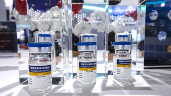 អាមេរិក​អនុម័ត​ថ្នាំ​មហារីក​របស់​ចិន លក់​បាន​ថ្លៃ​ជាង ៣០ ដង