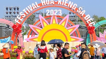 Festival hoa kiểng Sa Đéc thu hút 245.000 lượt khách, tiêu thụ 300.000 giỏ hoa