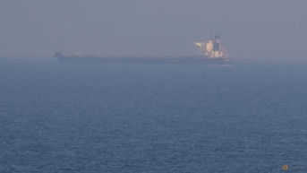 កប៉ាល់ពីរទៀតឆ្លងកាត់ច្រករបៀងដឹកជញ្ជូនបណ្តោះអាសន្ននៅសមុទ្រខ្មៅ