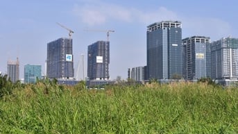 Chờ cú hích cho thị trường bất động sản