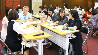 Dạy tiếng Anh miễn phí cho sinh viên khối ngành kỹ thuật