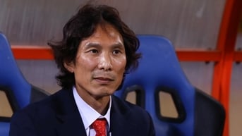 VAR được áp dụng trong ngày HLV Gong Oh Kyun ra mắt V-League