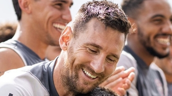 Busquets bất ngờ tiết lộ về Messi trước trận ‘chung kết’ vô địch Supporters' Shield