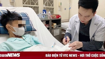 Chơi pháo tự chế, hai anh em dập nát tay