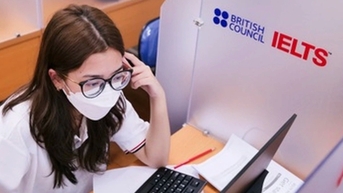 Từ 30/3 dừng thi IELTS trên giấy